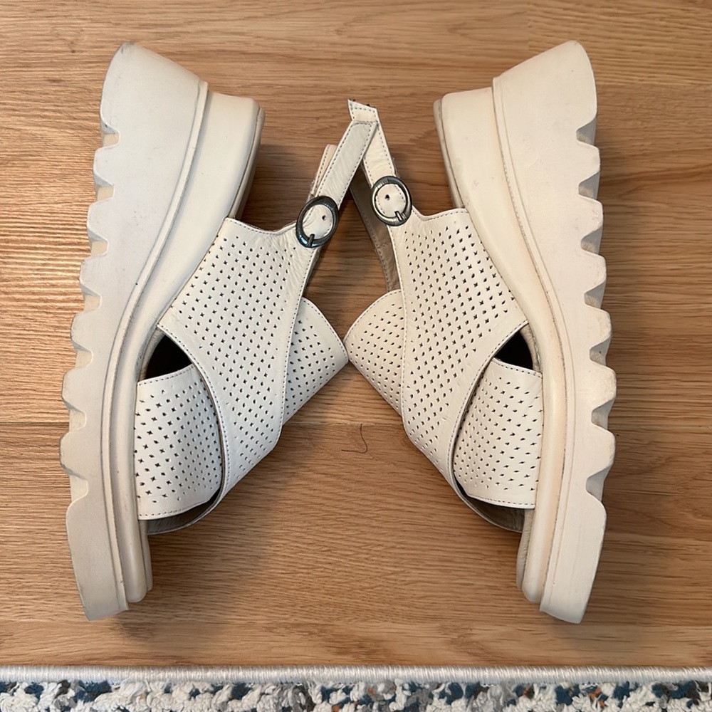Wedged Sandals - Picture 5 of 10